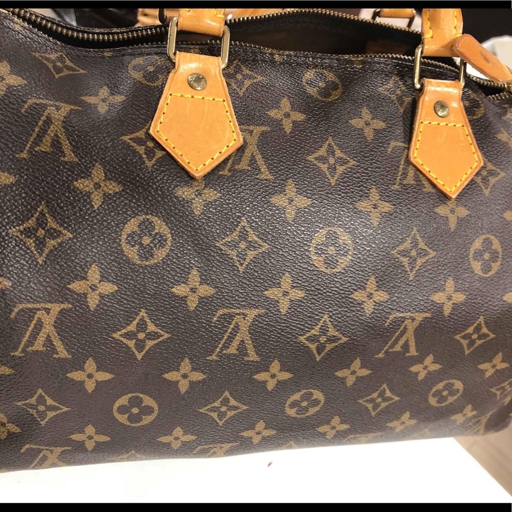✅💯 Authentic Lv Speedy 30